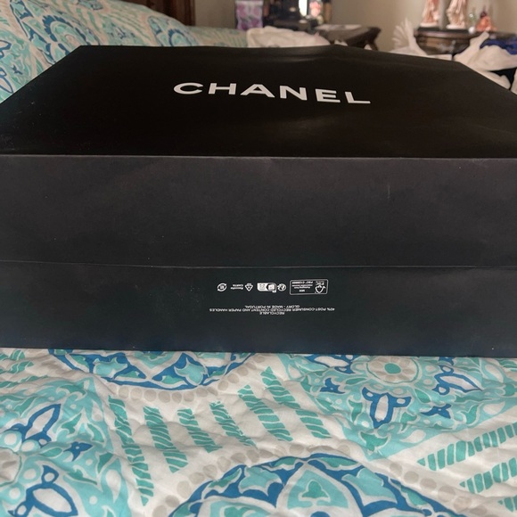 Chanel Empty Paper Black Shopping Bag Rope Handles 13” X17x6” With White Ribbon - Picture 8 of 12